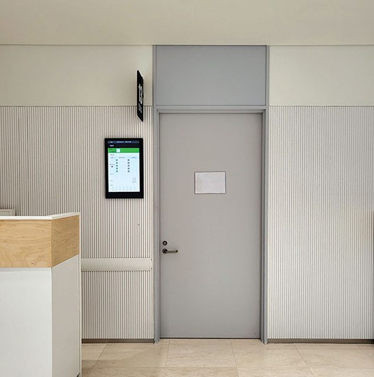 SPW44 Oak Interior Film in a real interior setting